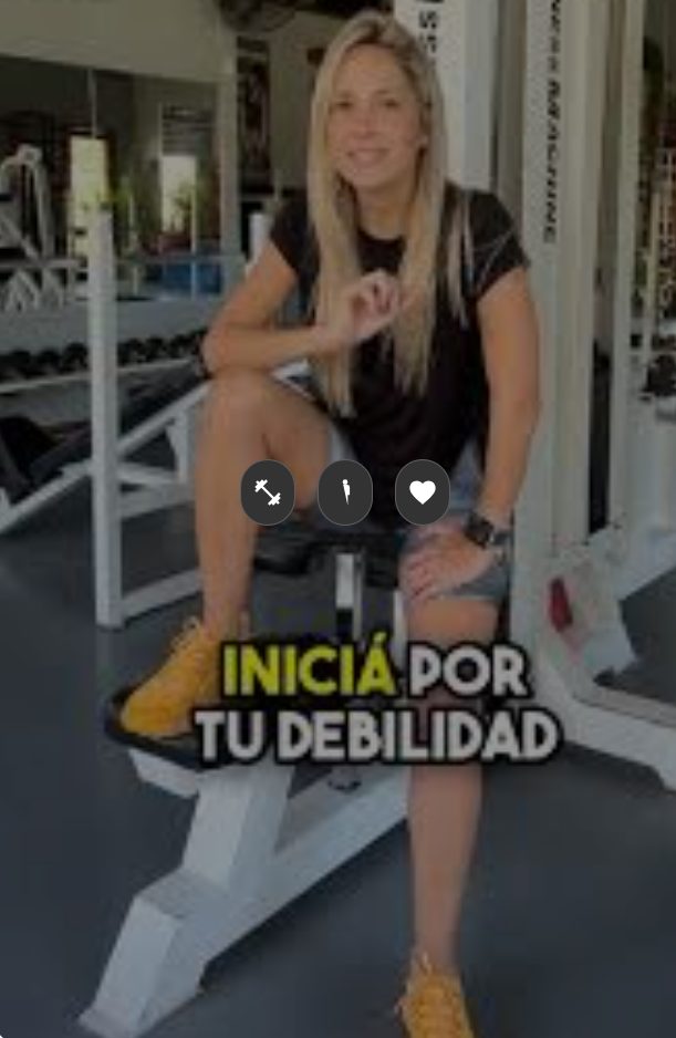 Entrenadora en el gimnasio
